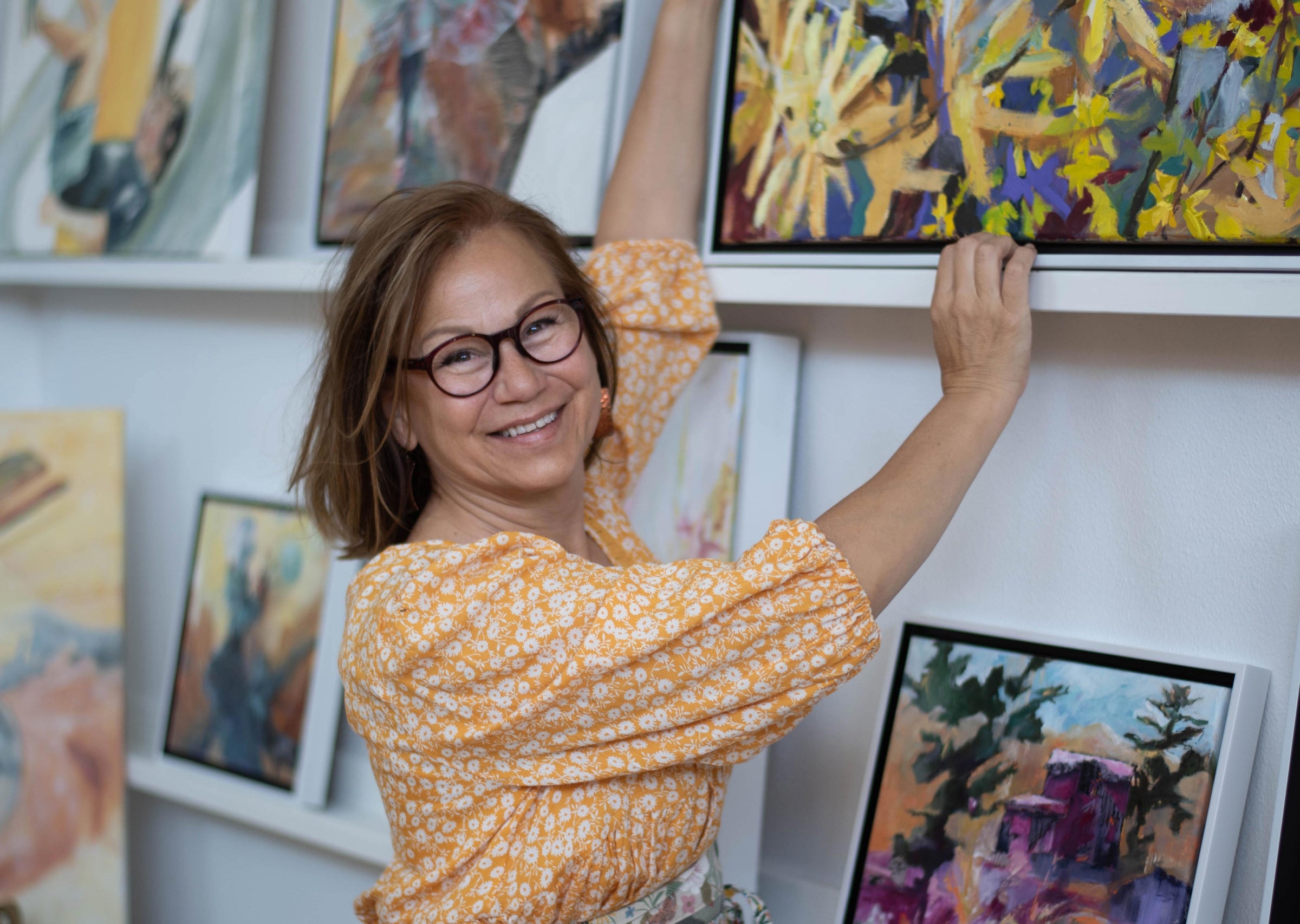 Big smiles from Nena Howell artist thinking about this artist first spring Royal Gold Forsythia painting.